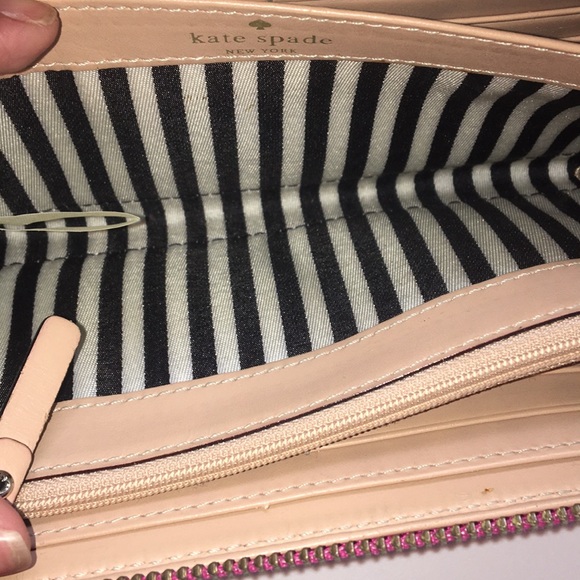 Kate Spade Wallet - Picture 5 of 8